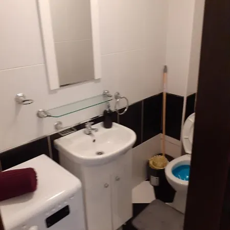 Laura House Apartment *